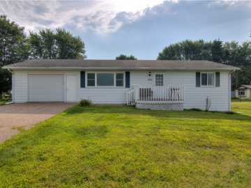 Mondovi, WI: 522 N Harrison Street