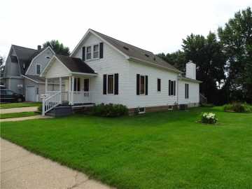 Mondovi, WI: 571 W Hudson Street