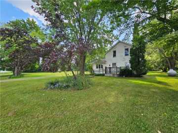 Wheeler, WI: 802 W Main Avenue