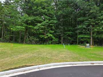 Boyceville, WI: 1459 Sykora Lane