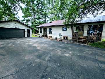 Bruce, WI: N5615 Dearhamer Road