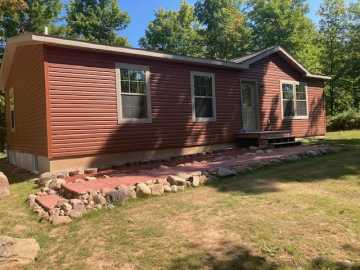 Hayward, WI: 16462 W Boyle Road