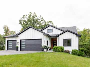 Eau Claire, WI: 2623 33rd Avenue