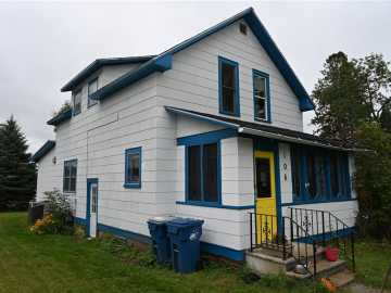Spooner, WI: 106 Summit S Street