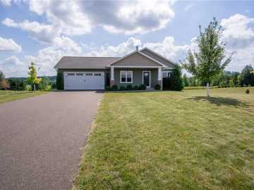 Augusta, WI: 18609 E Lemere Court