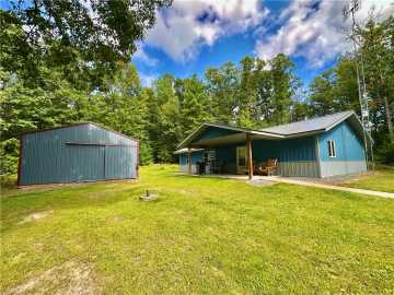 Neillsville, WI: 7512 W Poertner Road