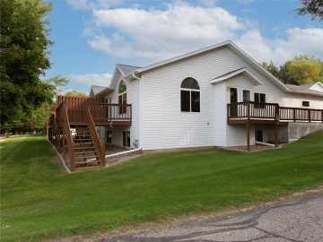 Durand, WI: 412 Lee Street