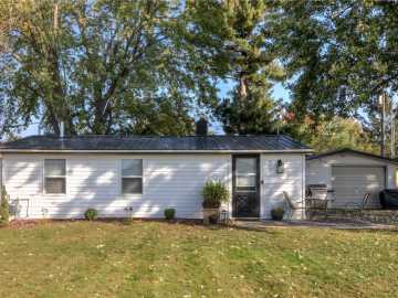 Chippewa Falls, WI: 602 E South Avenue