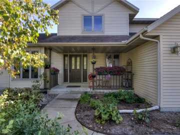 Eau Claire, WI: 1117 Willow Green Circle