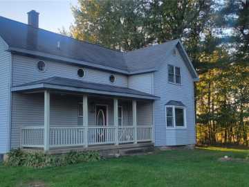 Merrillan, WI: W11601 Sand Road