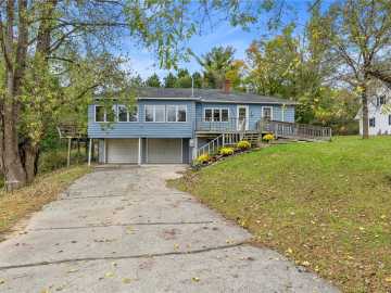 Melrose, WI: 201 E Hogg Street