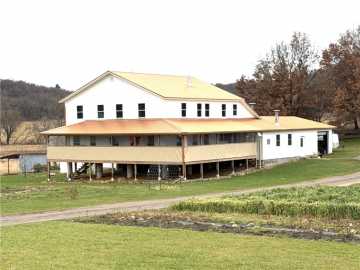 Ettrick, WI: N24773 Washington Coulee Rd. 