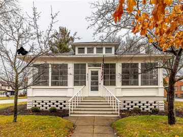 Black River Falls, WI: 421 Harrison Street