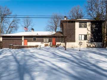 Eau Claire, WI: 9556 27th Avenue