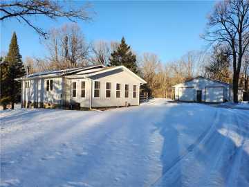 Birchwood, WI: 16334 W Stoney Hill Road