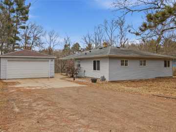 Eau Claire, WI: 3206 Rosewood Lane
