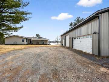 Sarona, WI: N3474 Fenander Road
