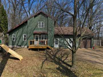 Clear Lake, WI: 527 10th Avenue