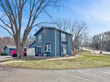Eau Claire, WI: 4634 Woodridge Drive