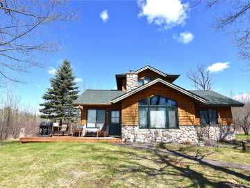 Siren, WI: 8097 Big Doctor Lake Road