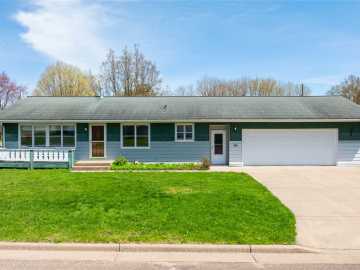 Barron, WI: 410 S 4th Street 