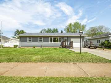 Eau Claire, WI: 3221 Venus Avenue