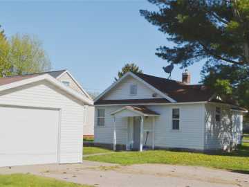 Cameron, WI: 300 Wisconsin Avenue