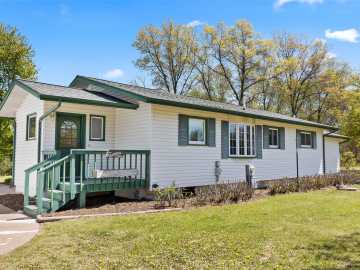 Holcombe, WI: W11608 County Road D 