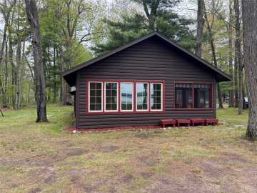 Stone Lake, WI: 16643W Pine Ridge Condo Lane