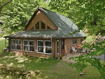 Weyerhaeuser, WI: W14044 Island Lake Road