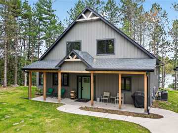 Cable, WI: 43105 Helms Point Road