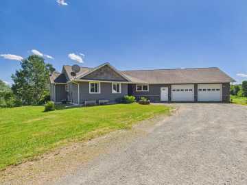 Dresser, WI: 1729 N Bear Lake Drive