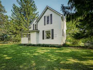 Cornell, WI: 27315 210th Avenue