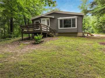 Bruce, WI: 2204 N County E Road