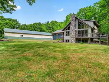 Hayward, WI: 12629 W State Hwy 77 