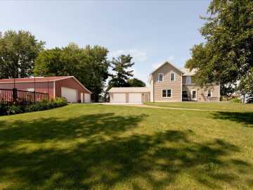 Elk Mound, WI: N5835 730th Street