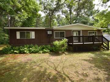 Webster, WI: 7689 Wood Lane