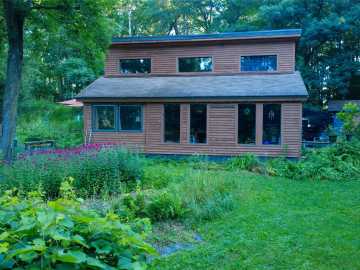 Colfax, WI: 1080 1080th Avenue