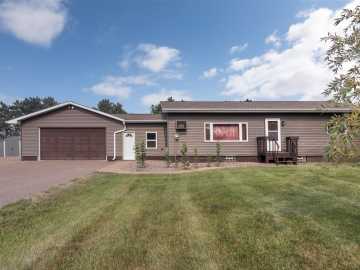 Chippewa Falls, WI: 10588 147th Street