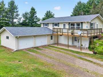 Shell Lake, WI: N2579 Willow Trail