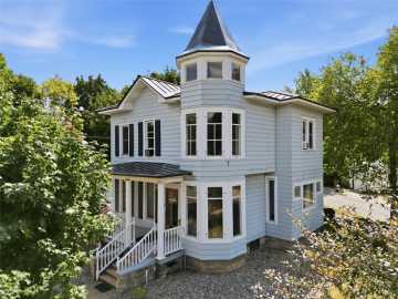 Chippewa Falls, WI: 718 Bay Street