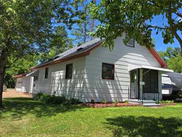 Rice Lake, WI: 812 Phipps Avenue