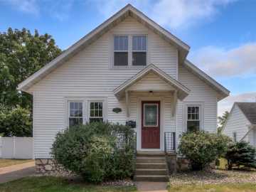 Chippewa Falls, WI: 523 W Elm Street