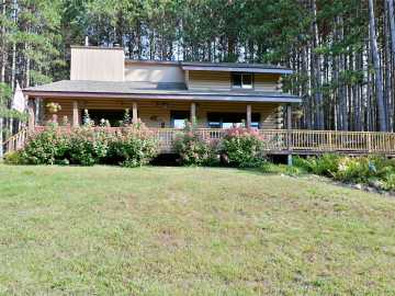 Cable, WI: 14380 S Riverside Road