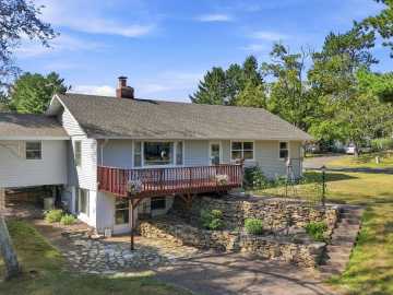 Balsam Lake, WI: 407 1st W Avenue