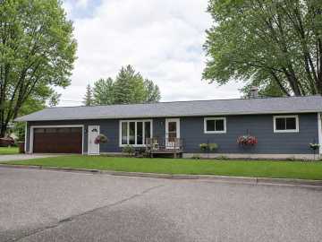 Bloomer, WI: 516 Priddy Street