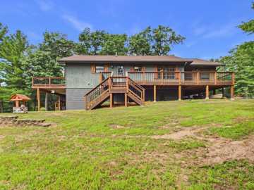 Danbury, WI: 6762 Minerva Landing