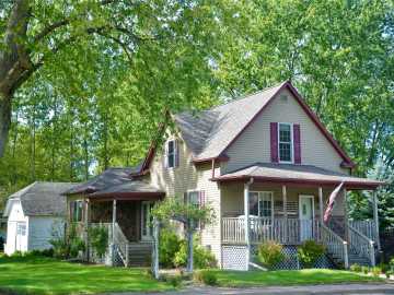 Withee, WI: 801 N Division Street