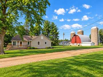 Glenwood City, WI: 1681 County Road X 