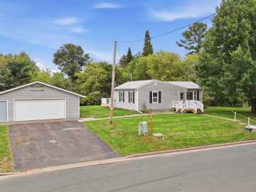 Balsam Lake, WI: 112 Basil Street